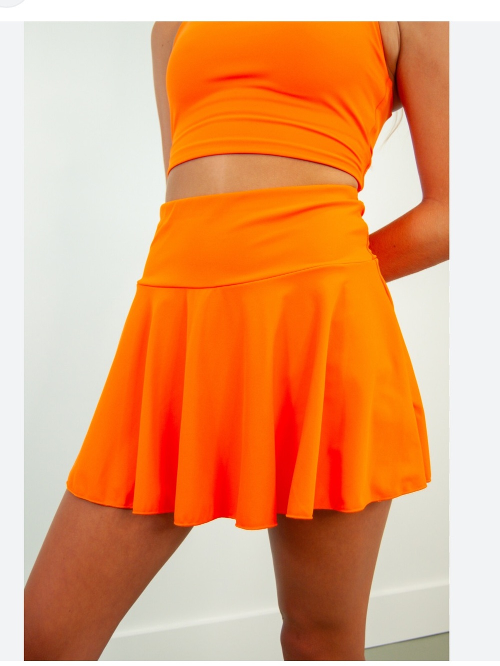New pinspark woman’s orange tennis golf flared skirt built in shorts size medium